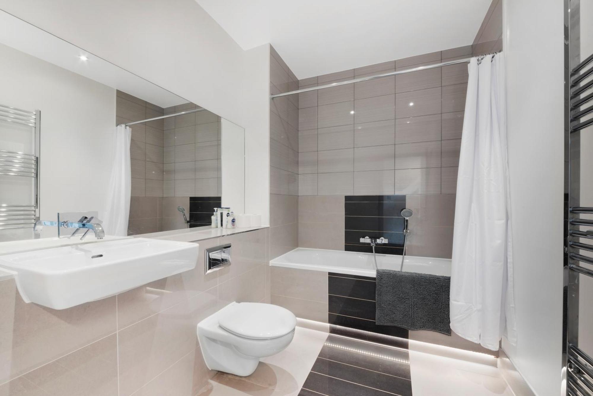 Riverside 2 Bedroom Stratford 런던 외부 사진